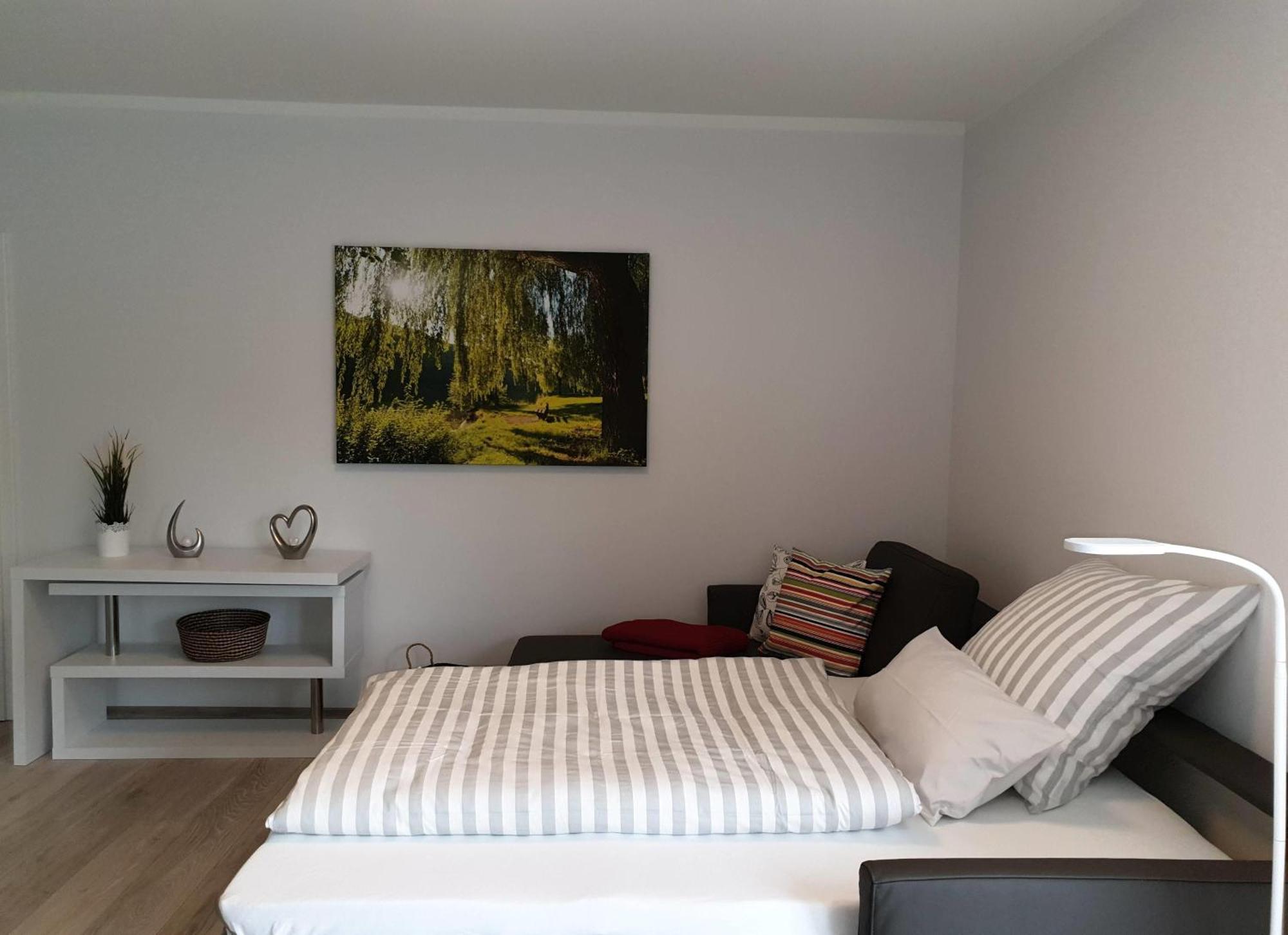 Dreier-ley Apartment *
